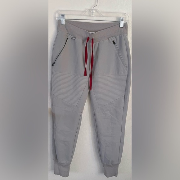 Figs Gray Scrub Set with Red Accents - Picture 6 of 9